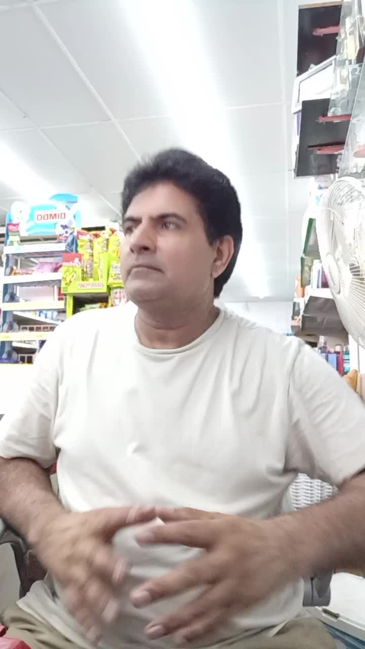 @m Abbas hashmi