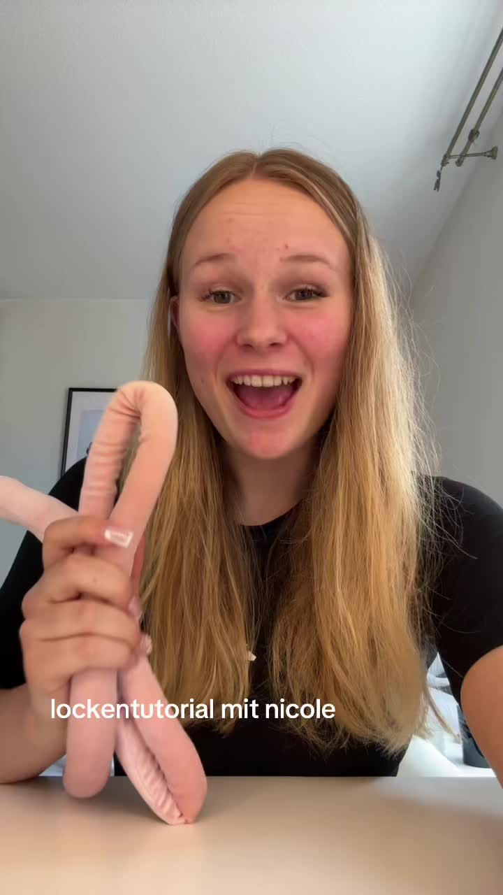 @nicole