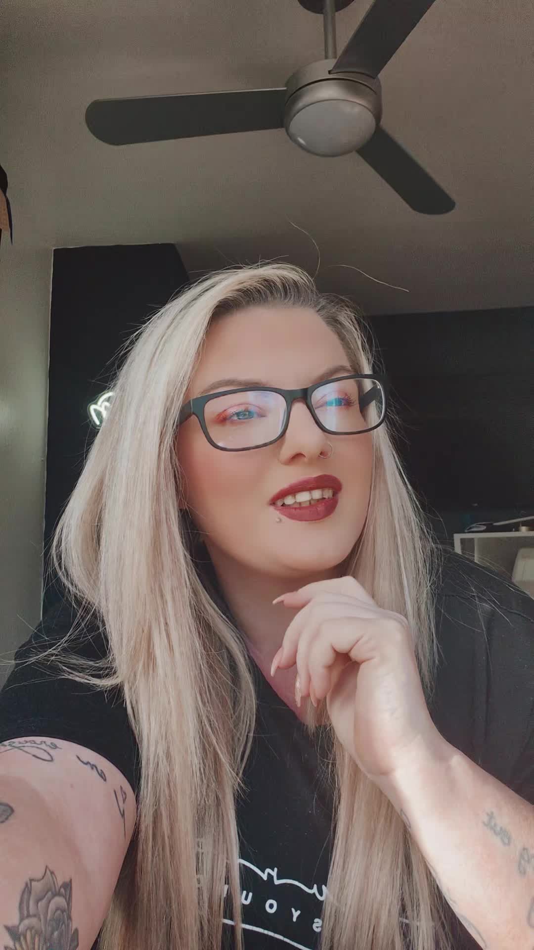 @Nikki-Louise993