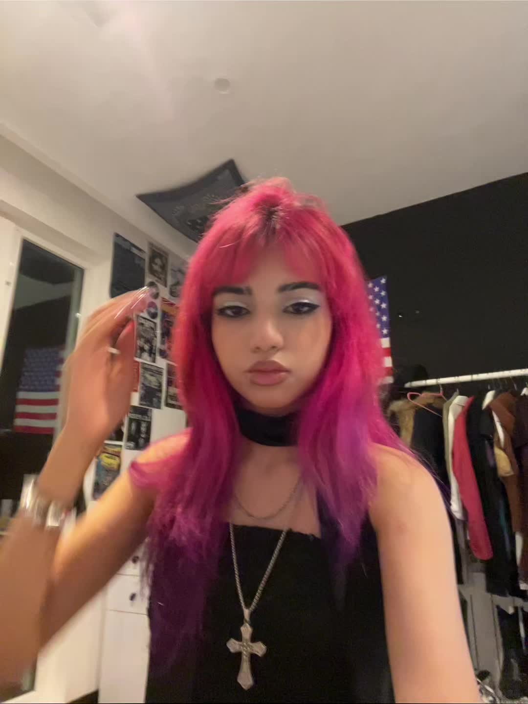 @Um