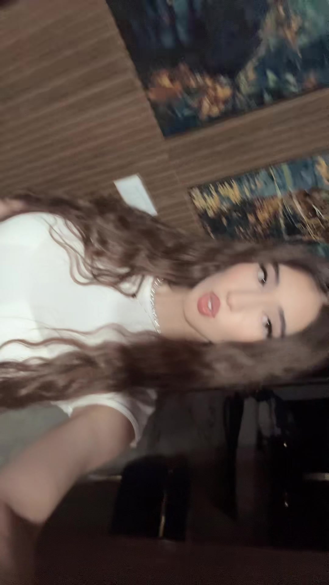 @Ianira