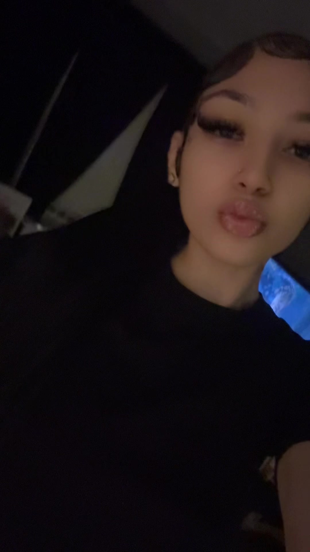 @Bella💗