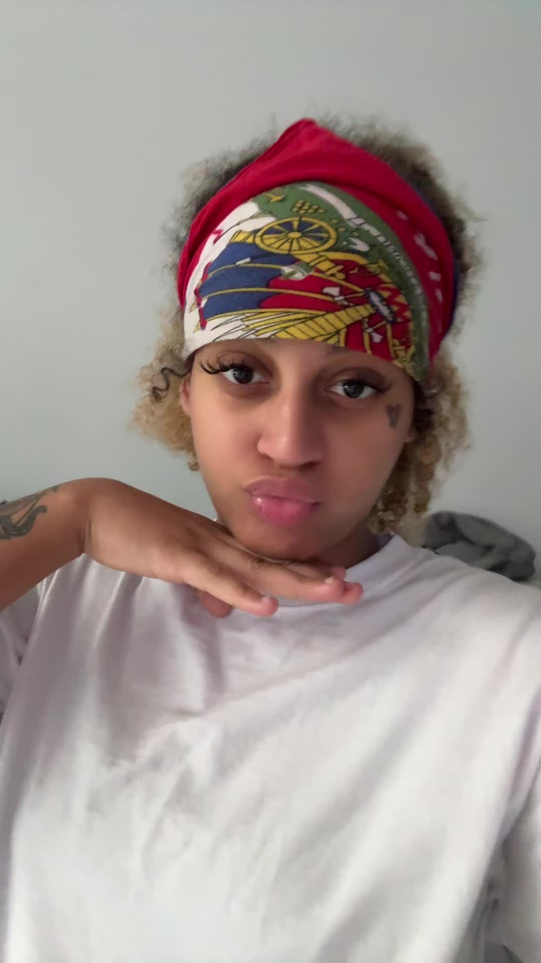 @luhhreddshxt