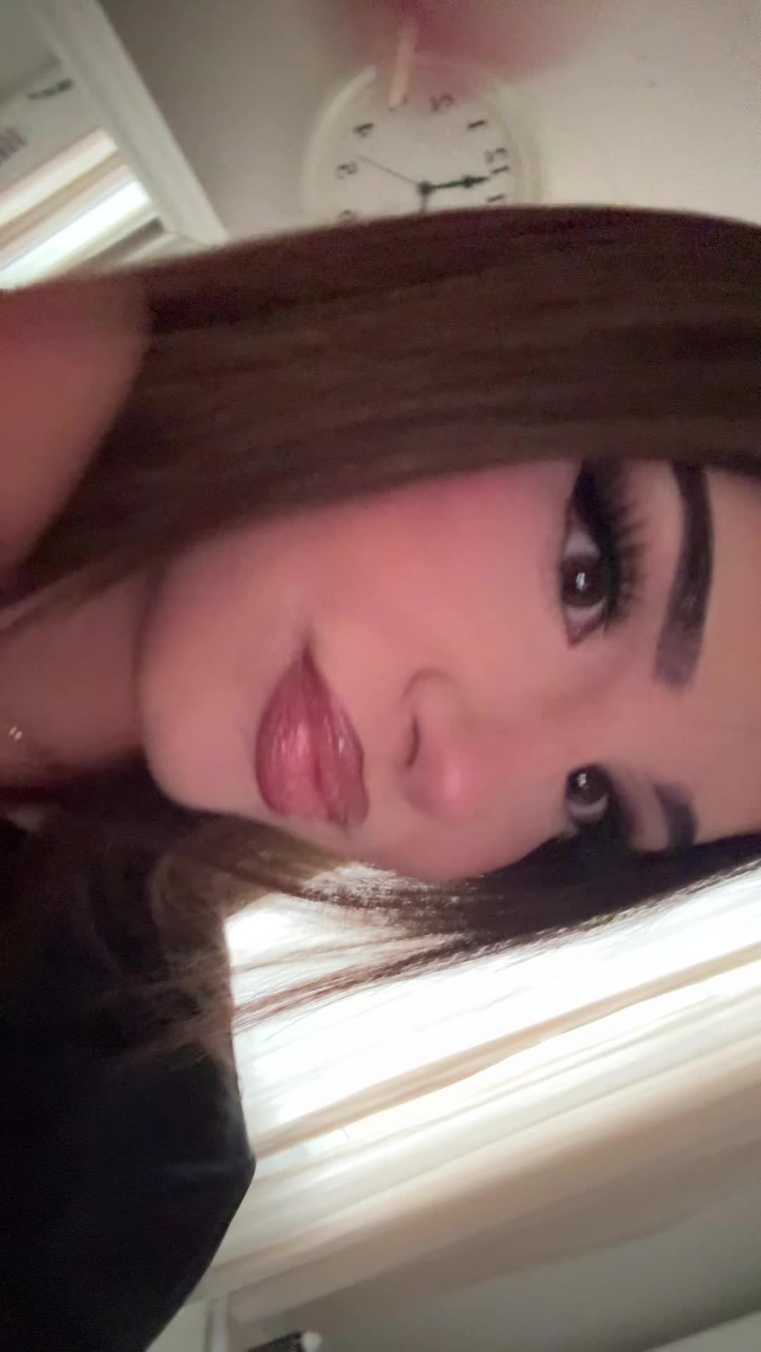 @unknwnee_