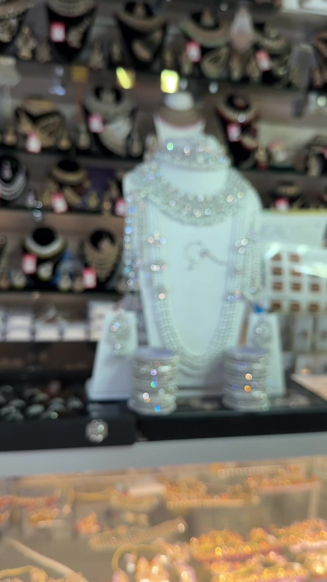 @FashionHouse438D