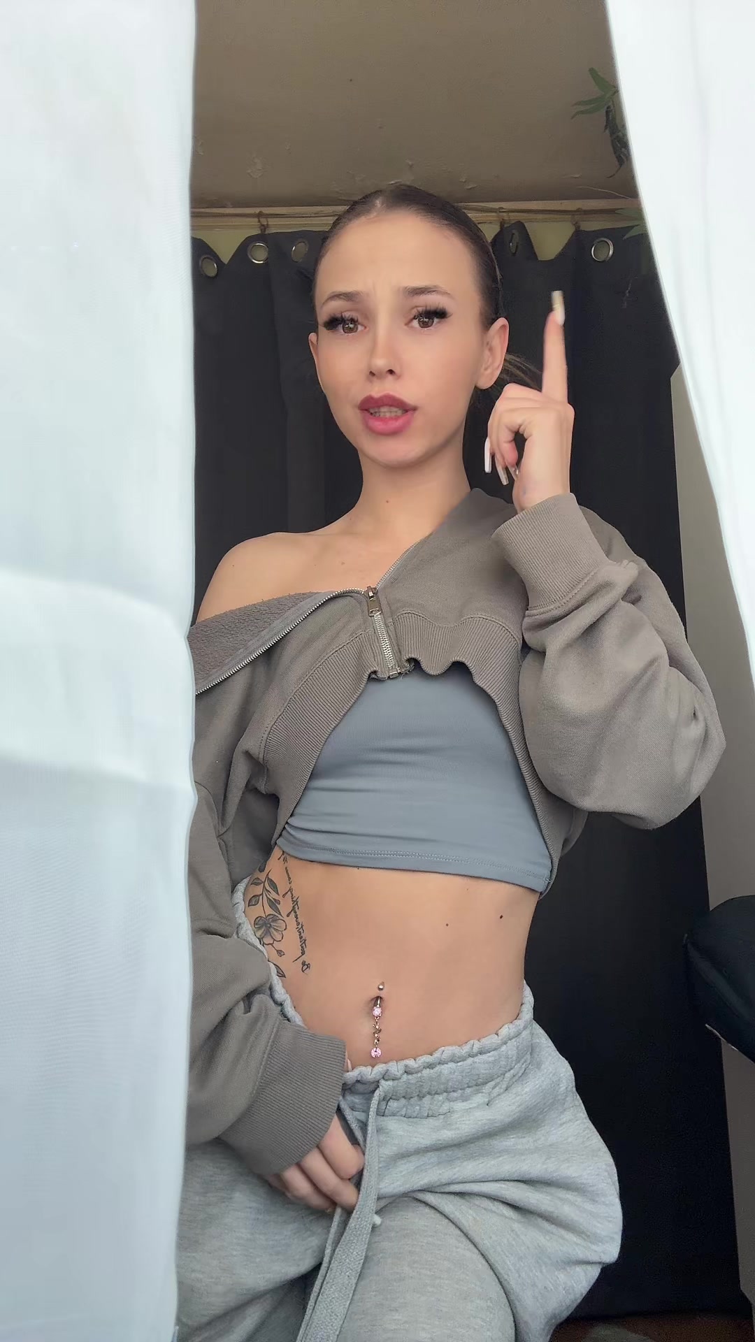 @_lehocka_