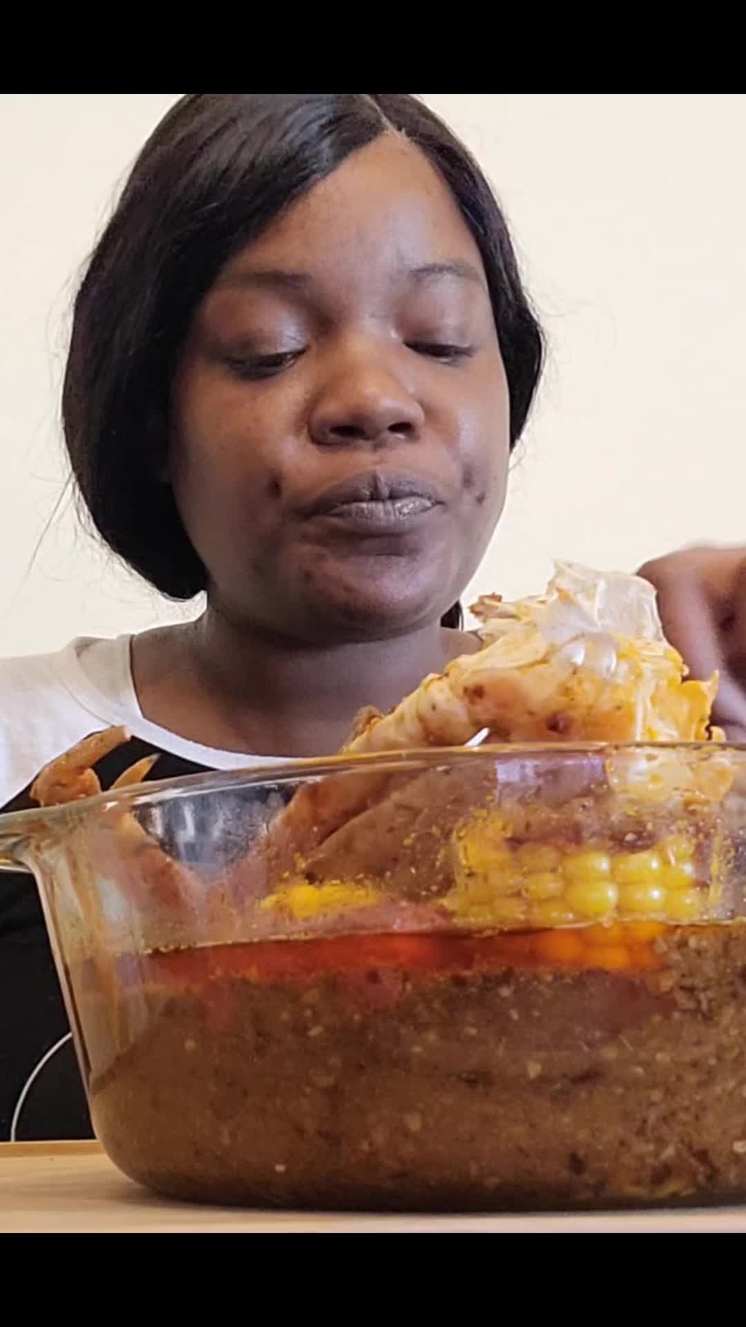 @mizzmukbangz