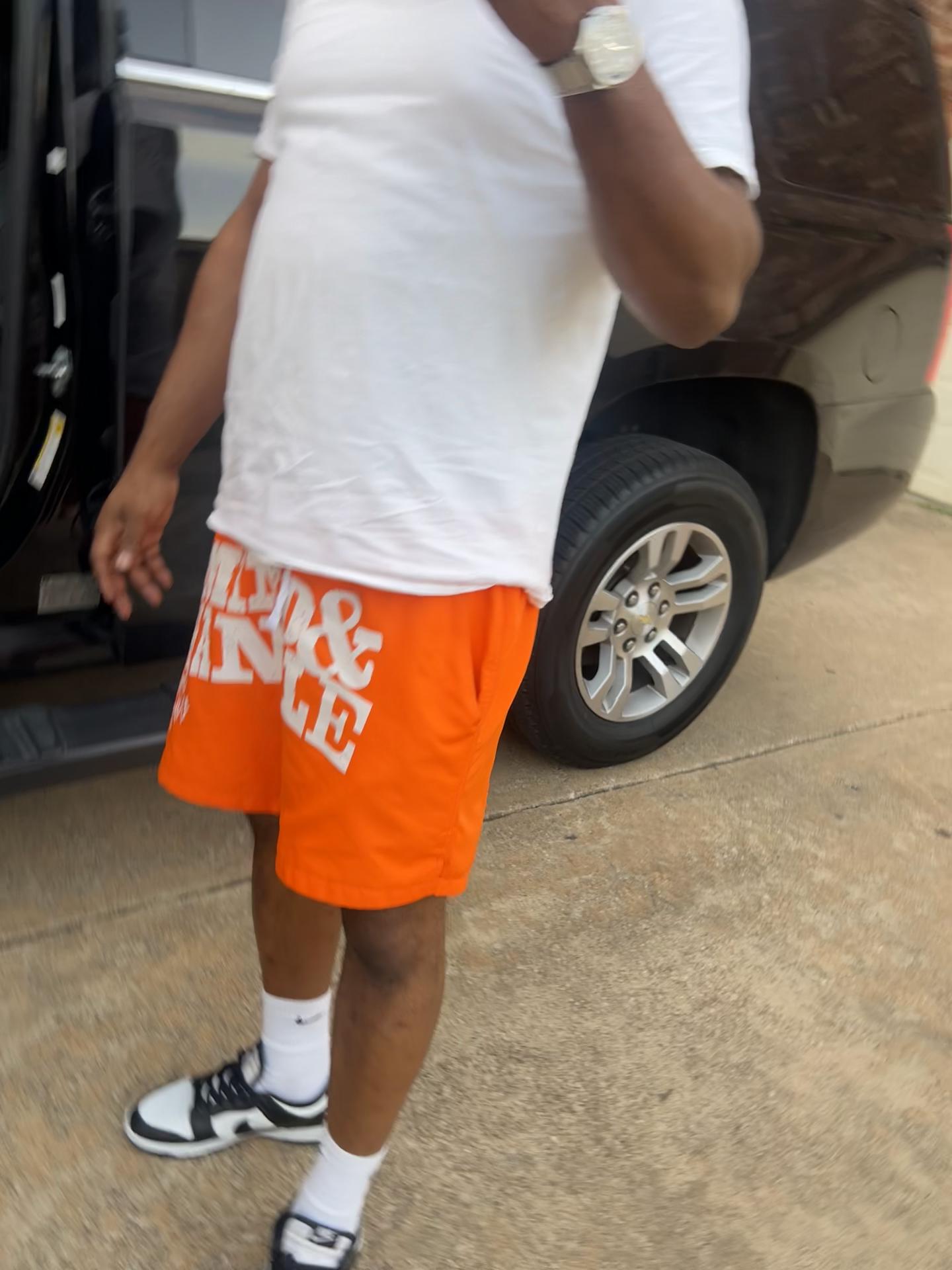 @n i k a