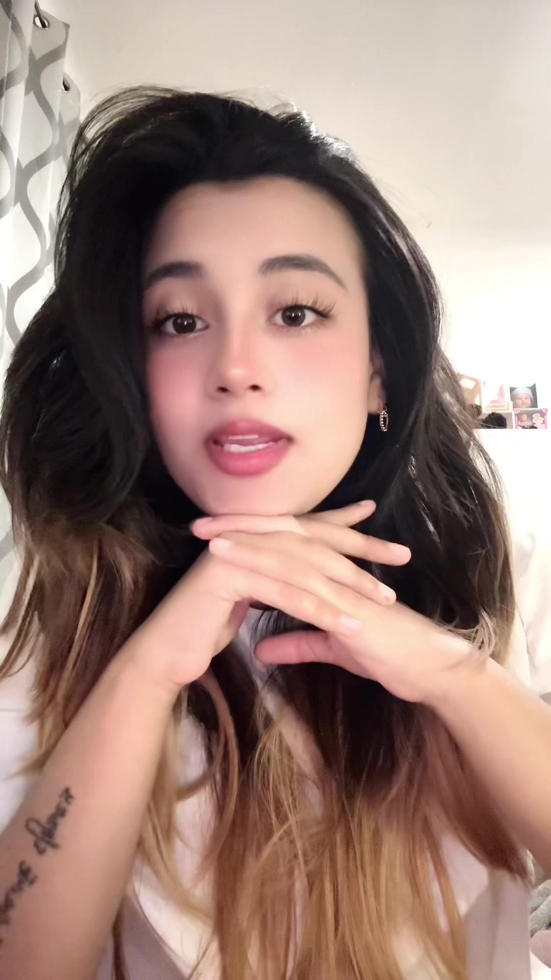@Disha💋