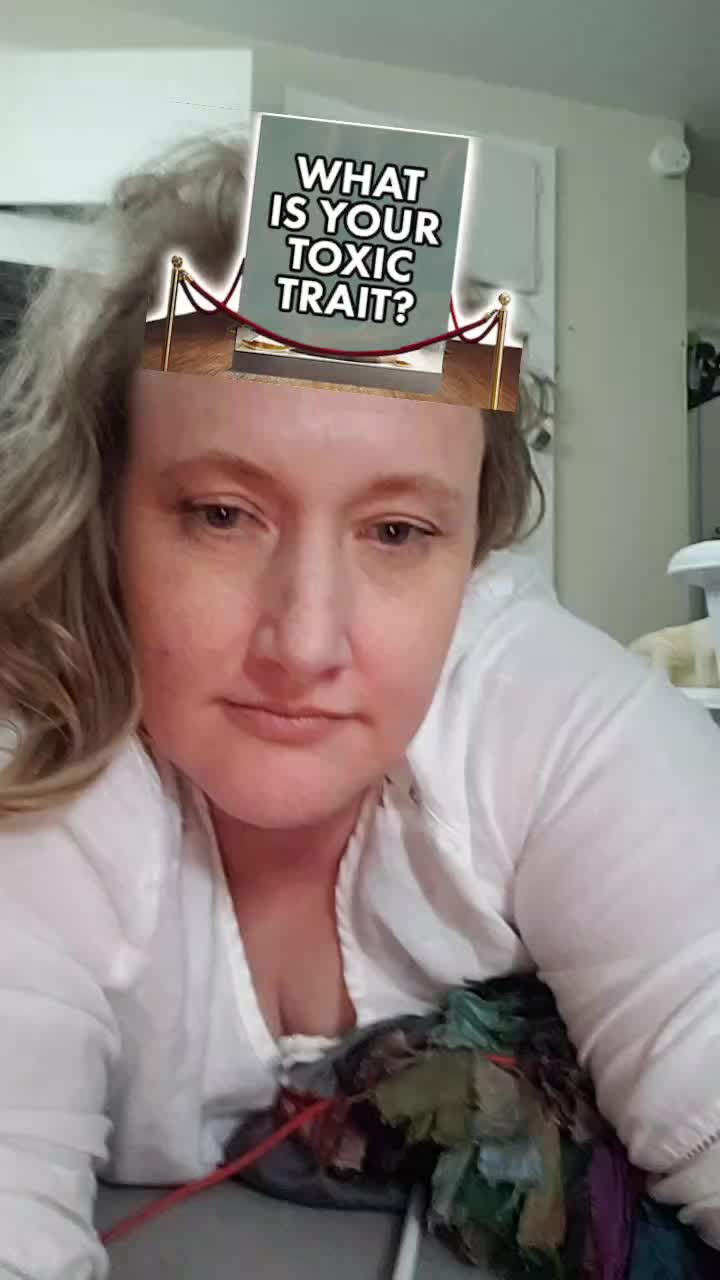 @Strawberriesandbooks
