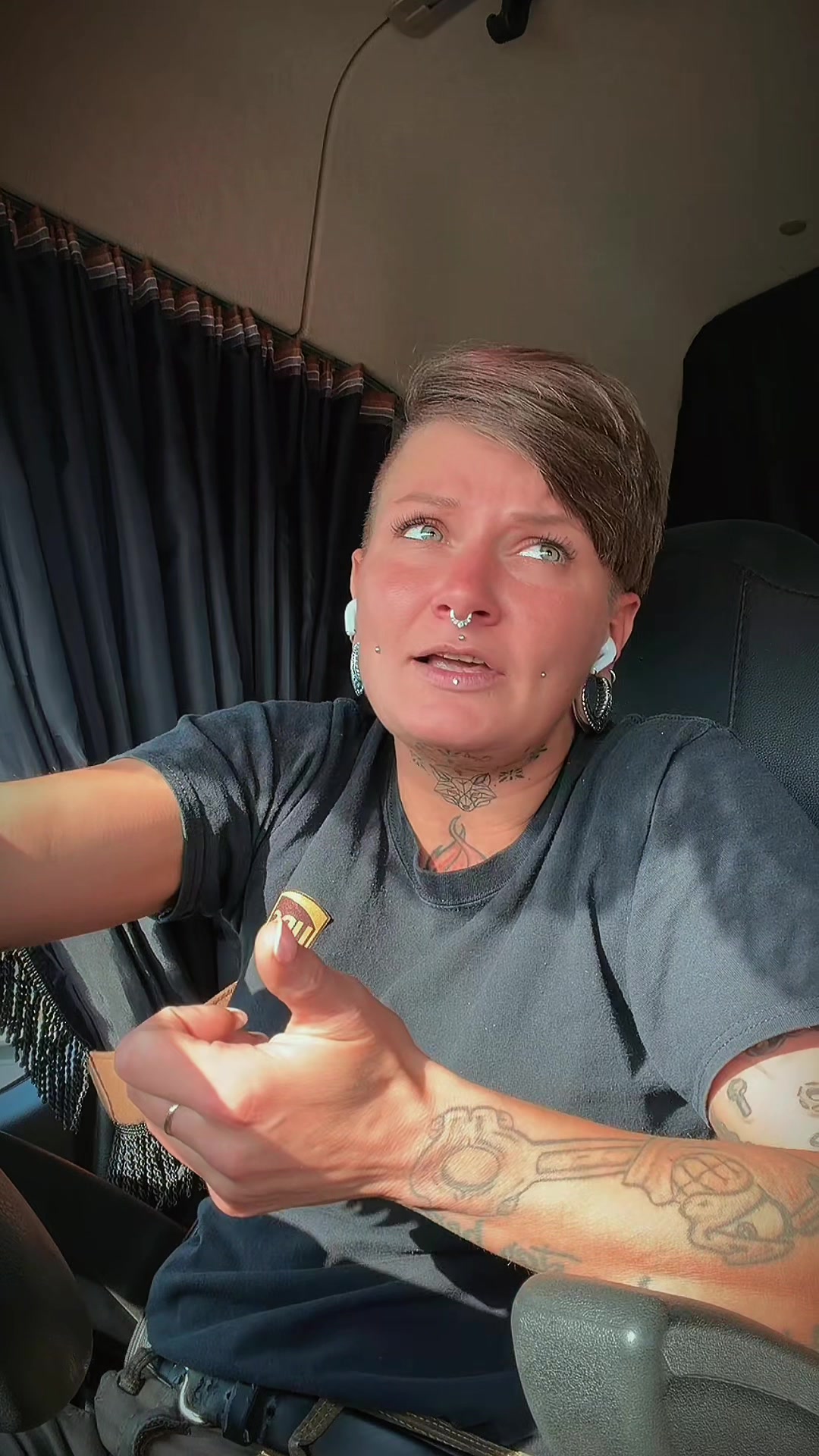@foxy trucker lady