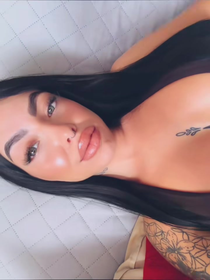 @🧸