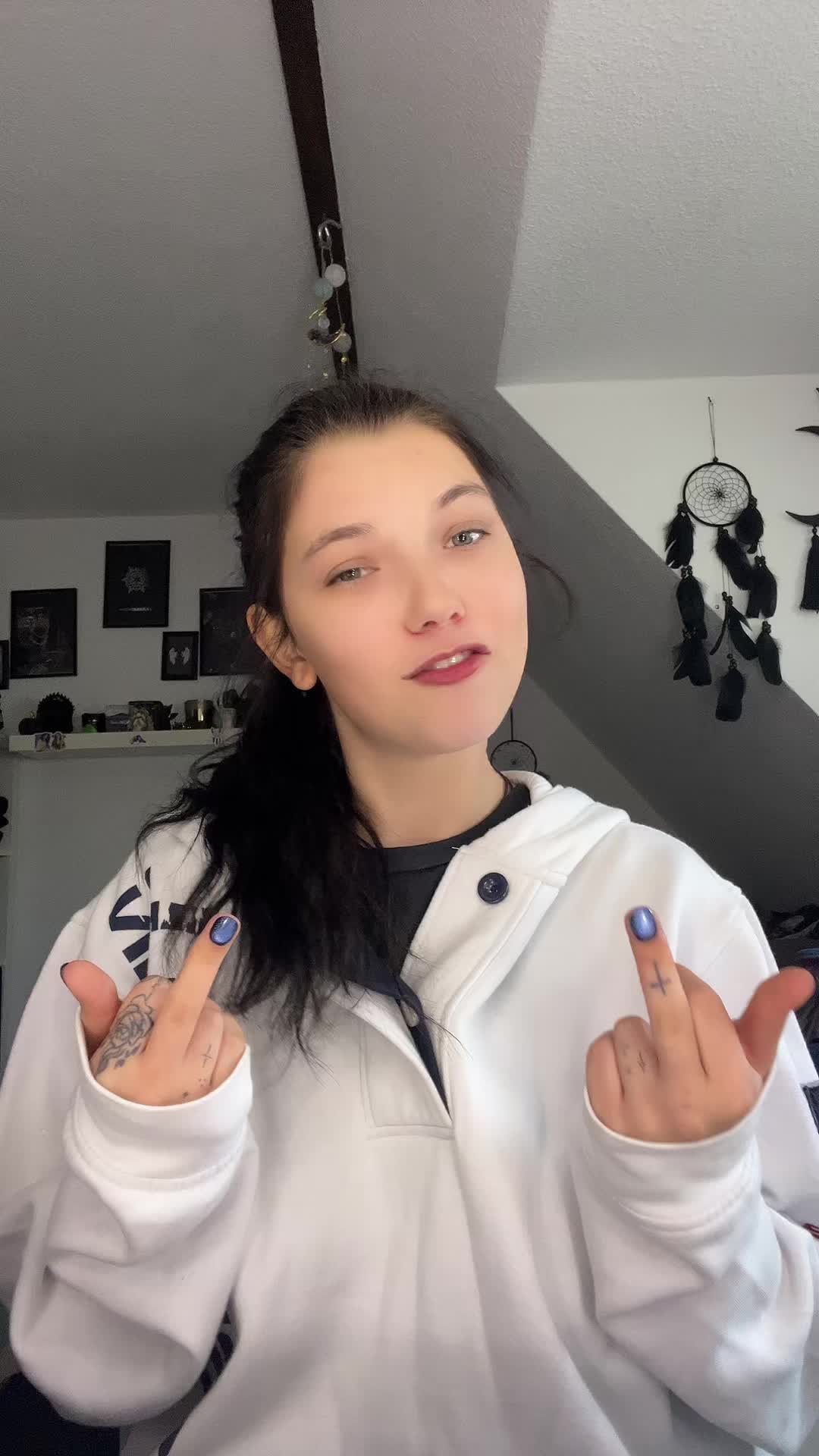 @Miss.Unbreakable