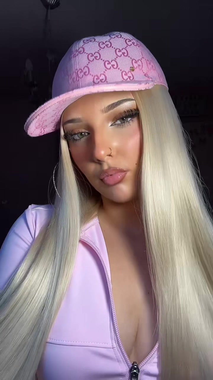 @maëva