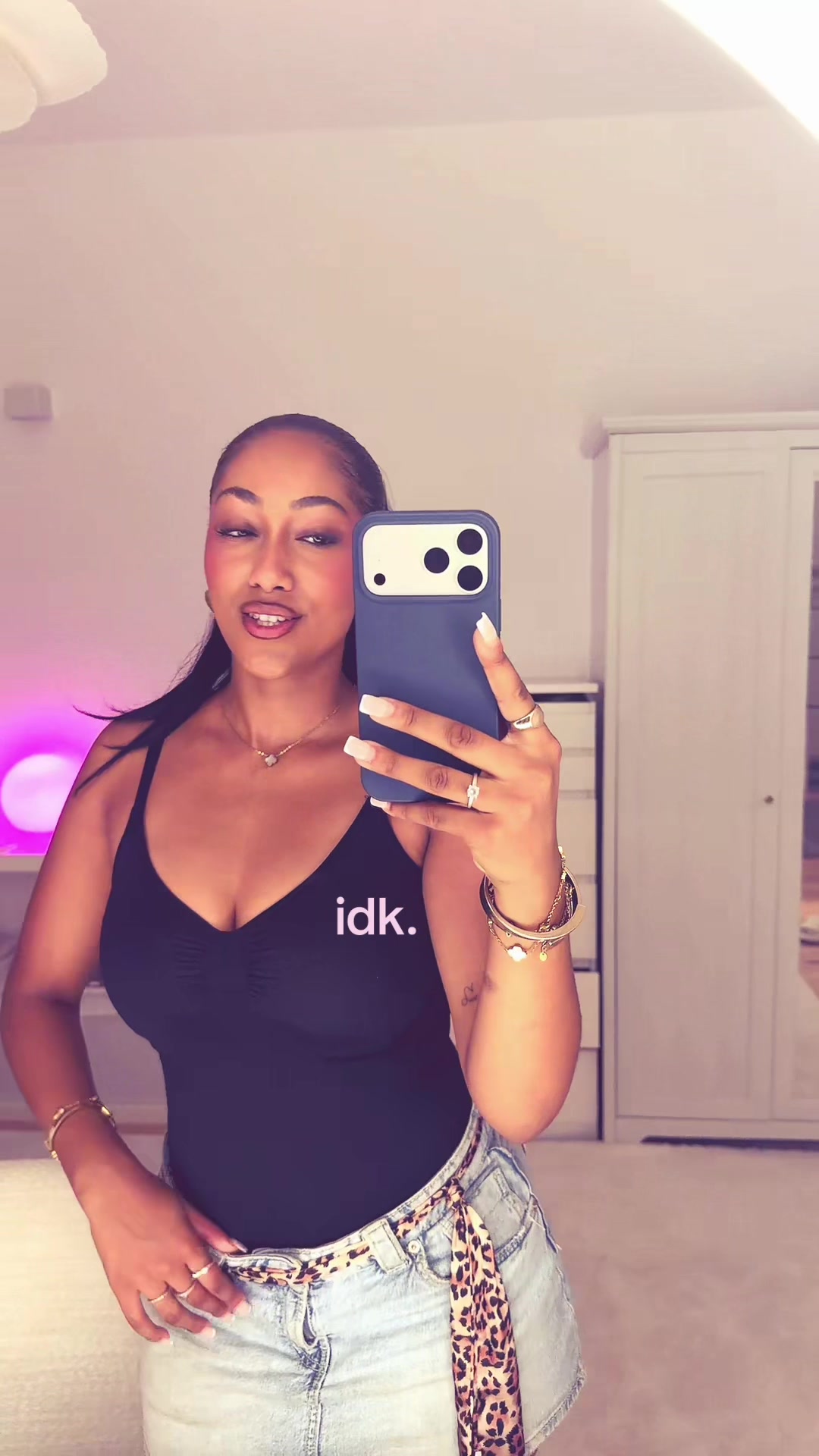 @elisa.mbww