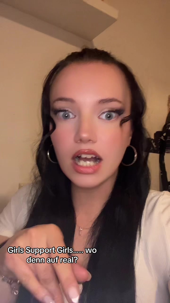 @๐๐๐๐๐๐ ๐๐๐๐๐