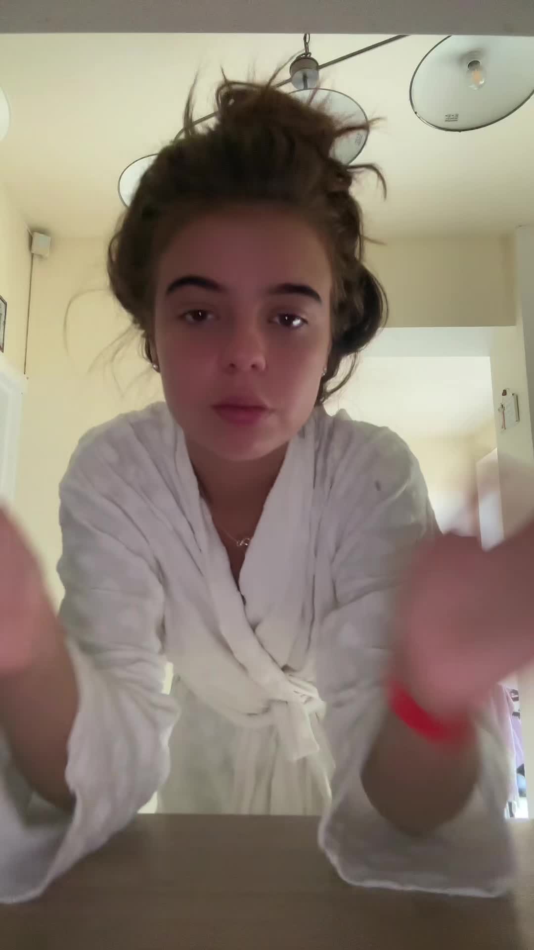 @legallaughswithlily
