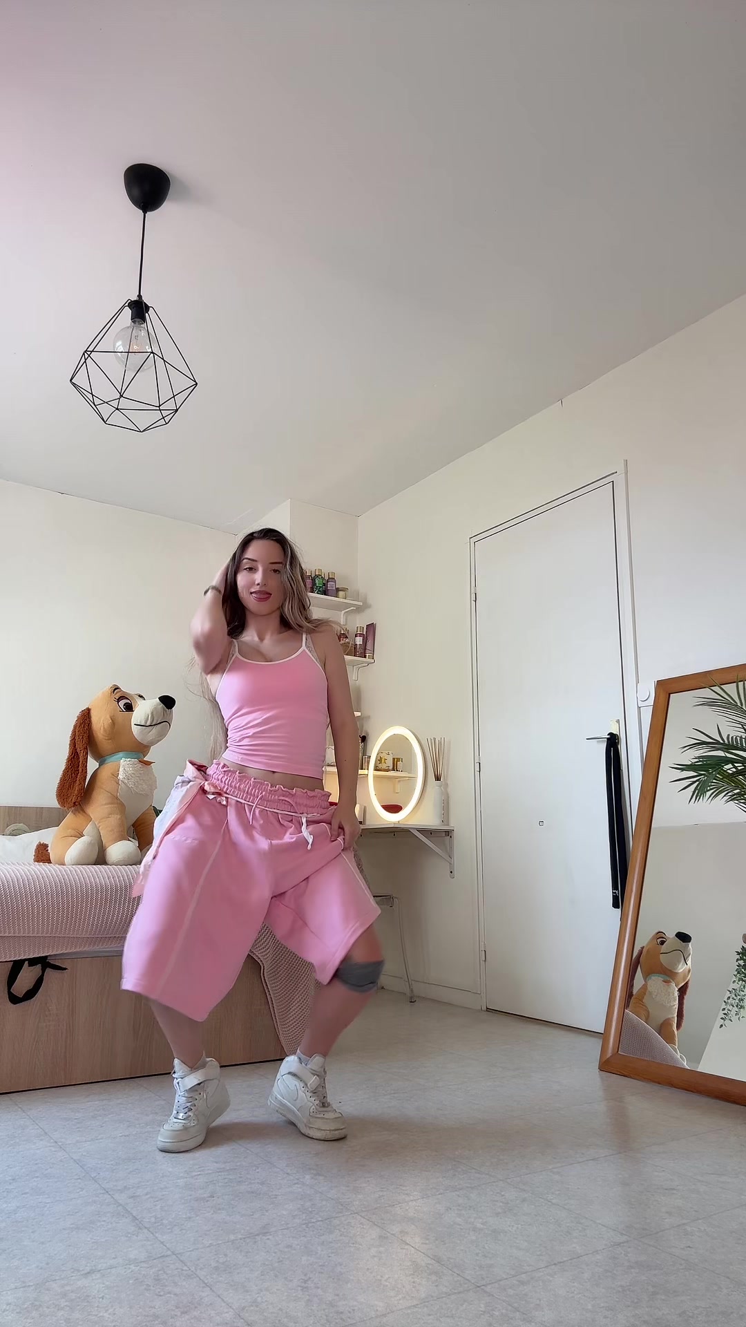 @Whoxver