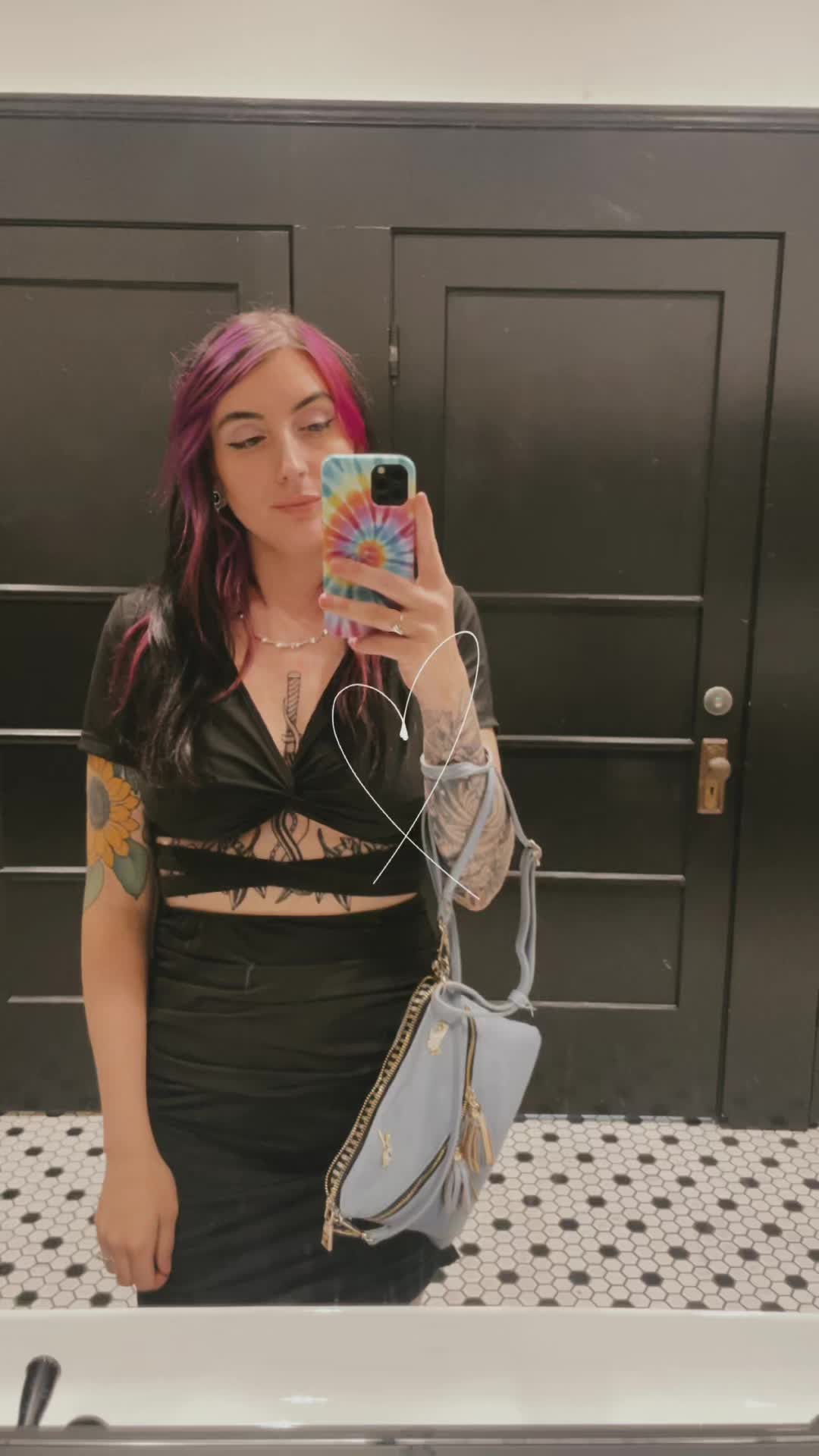 @T