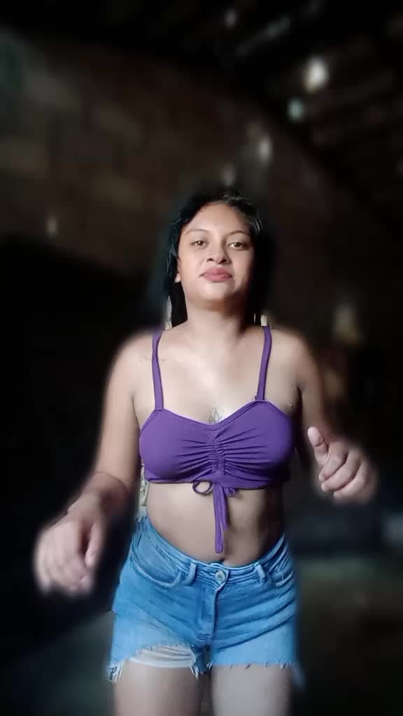@June López 🥰😻