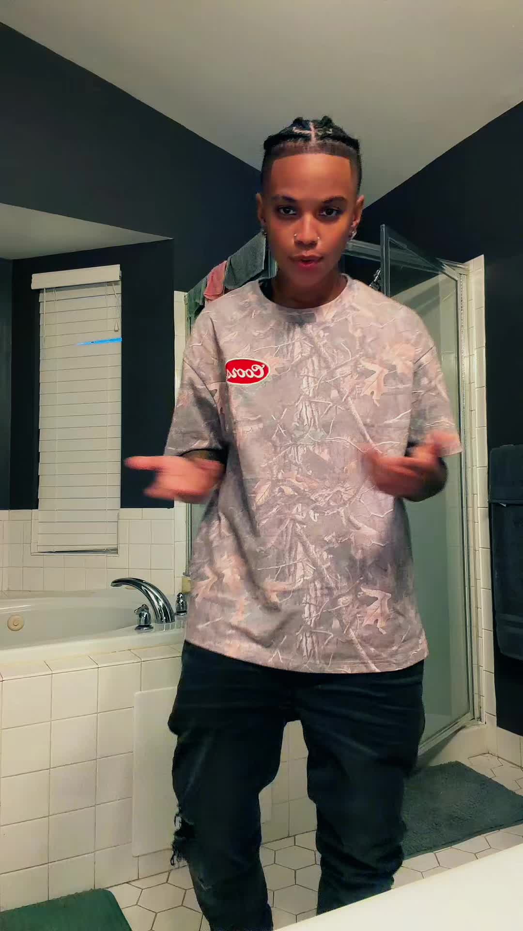 @Briana🏳️&zwj;🌈