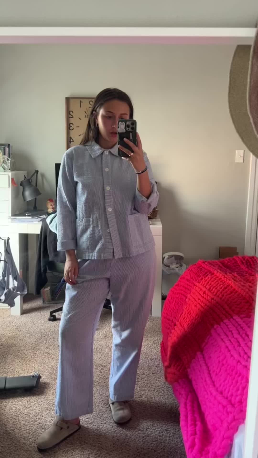 @Ella