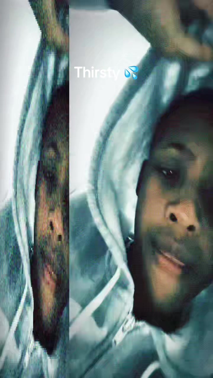 @Omphile ⁉️🆒