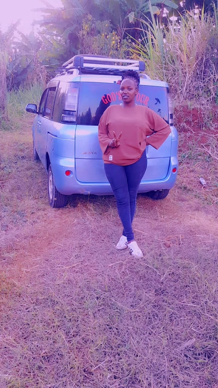 @karoro