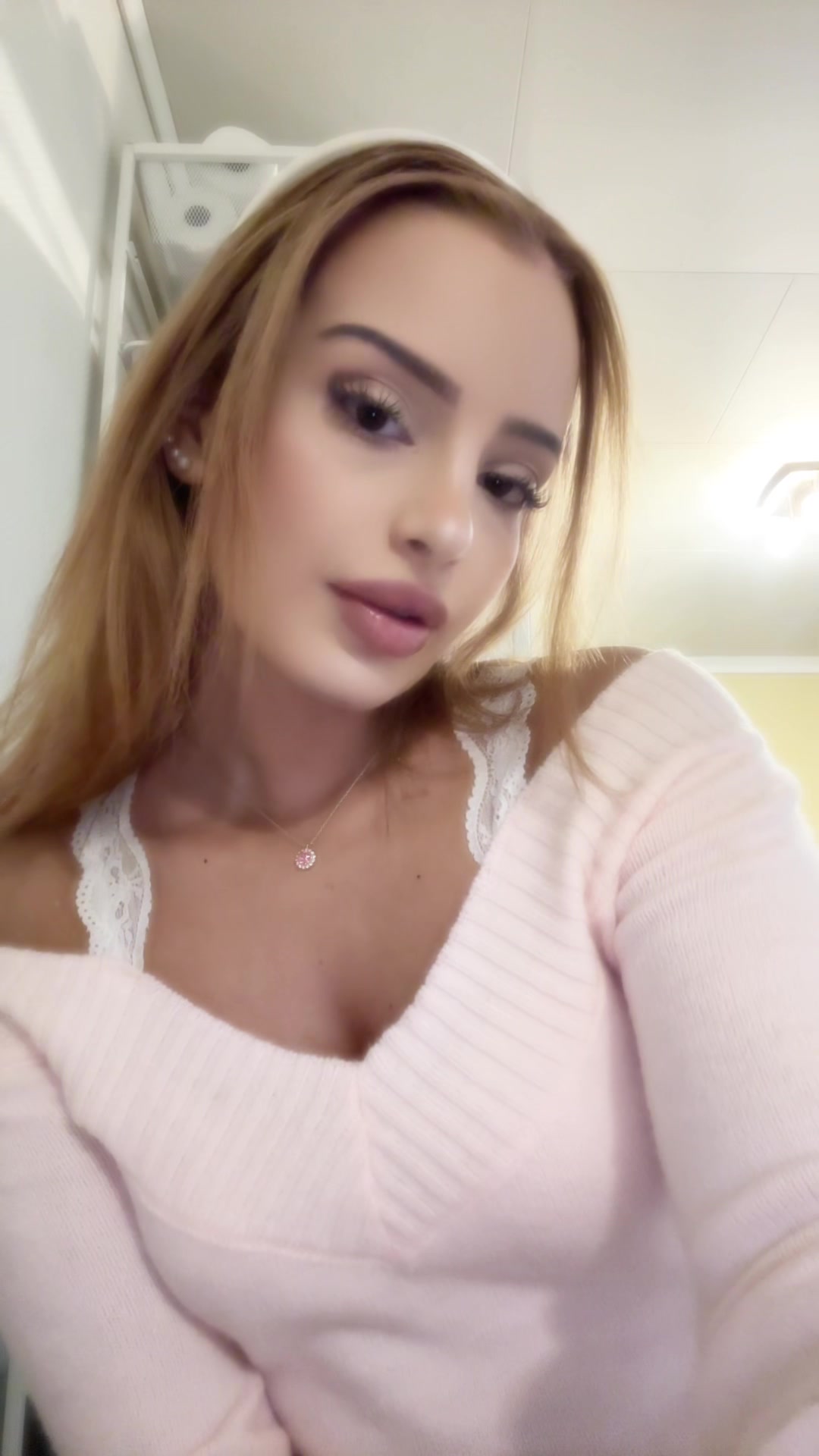 @Julieforfot