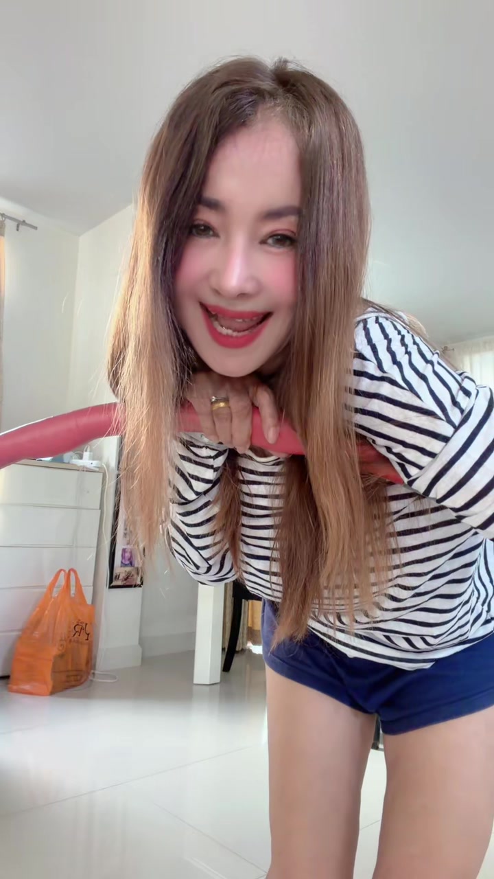 @Natalie🇹🇭🇬🇧