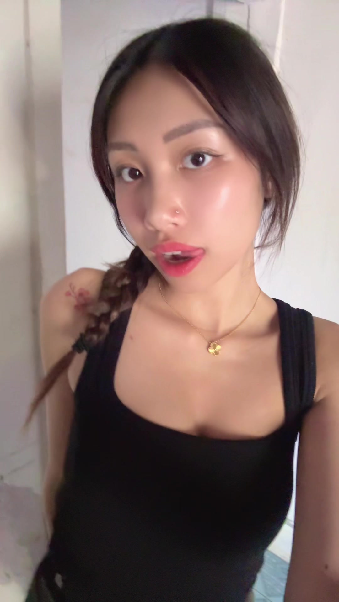 @Aria