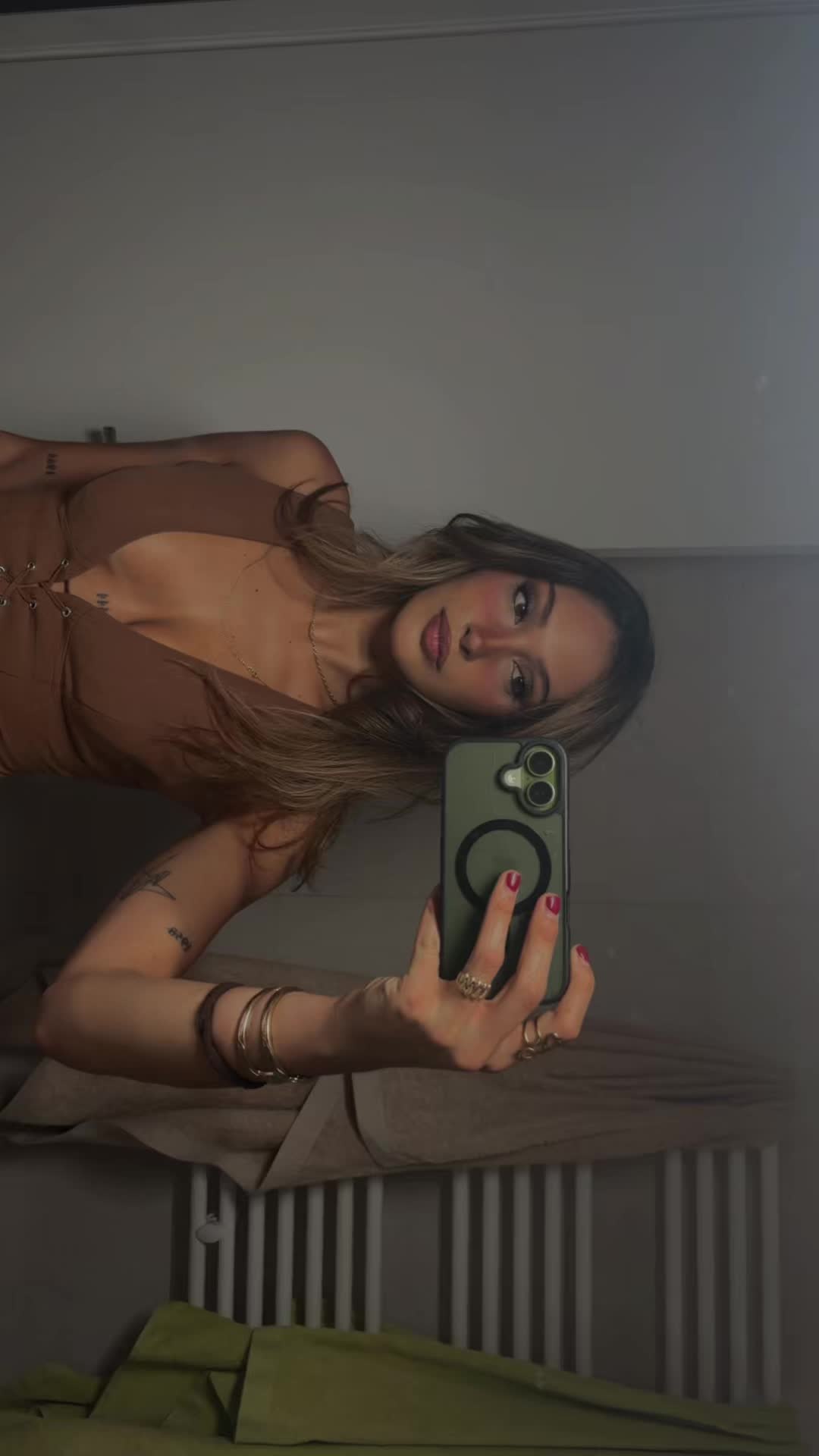 @carlotaaquilez