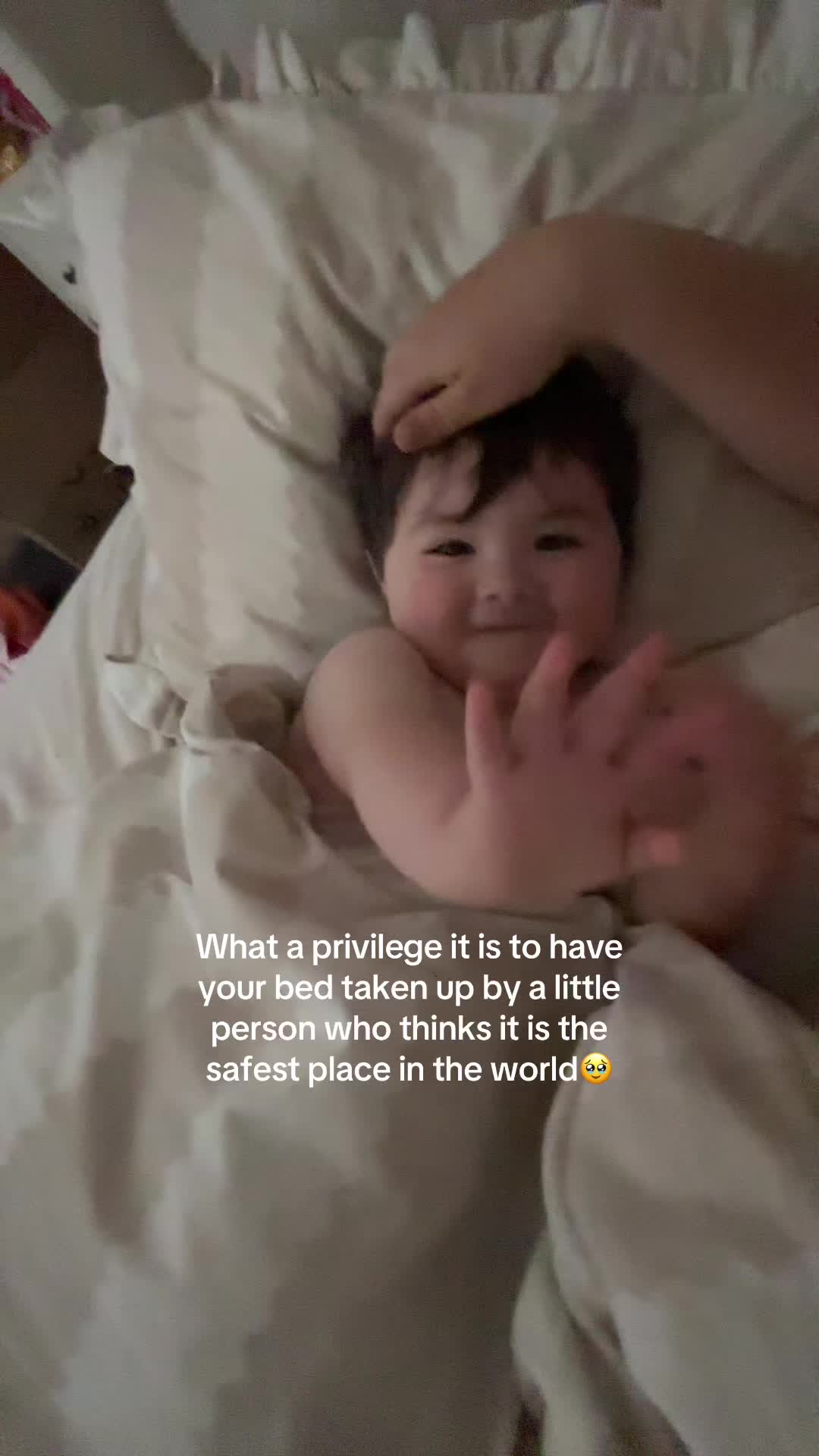 @Ellie | Otis’ mommy🩵
