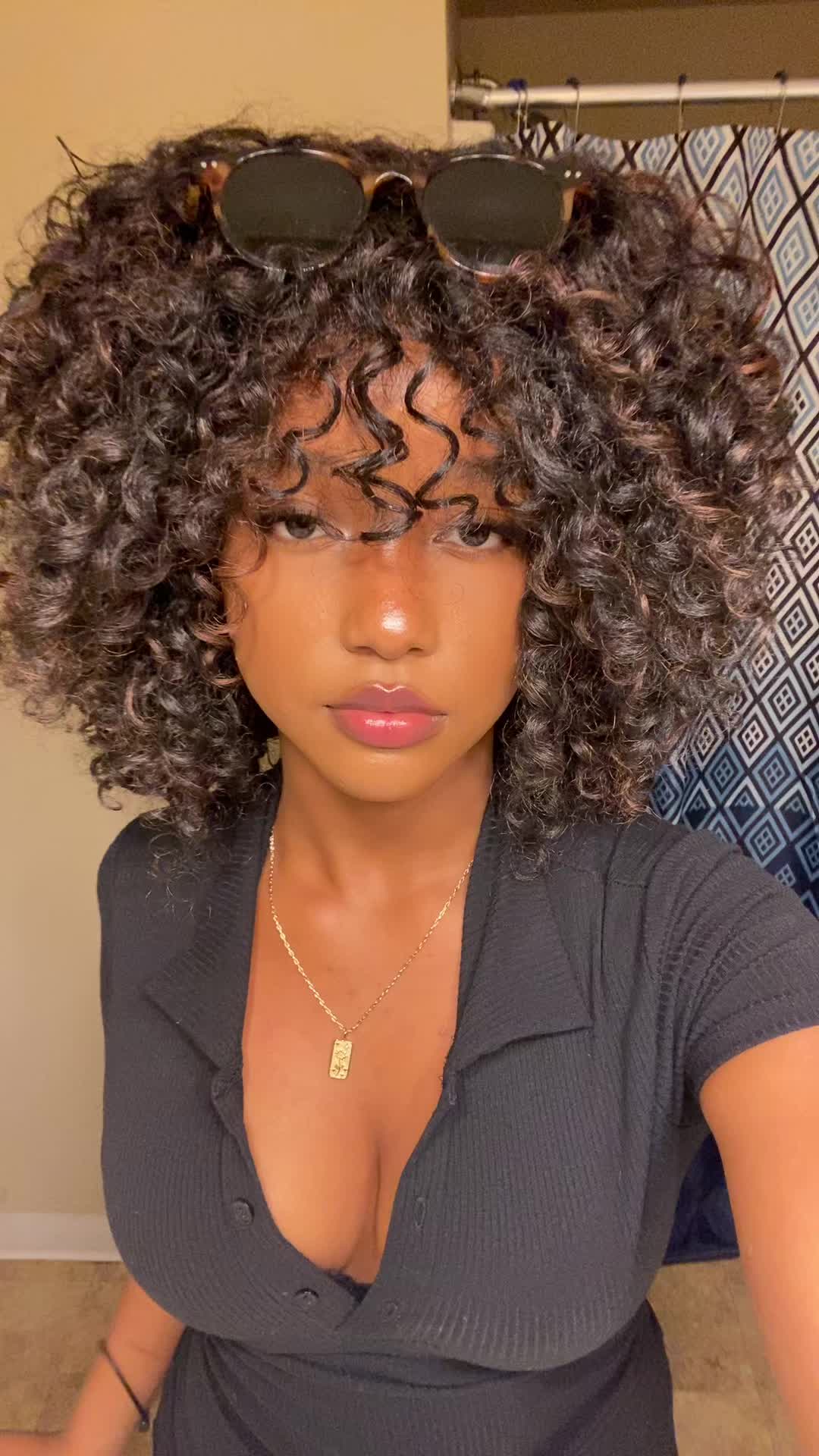 @𝒞𝒽𝓇𝒾𝒾 🎀