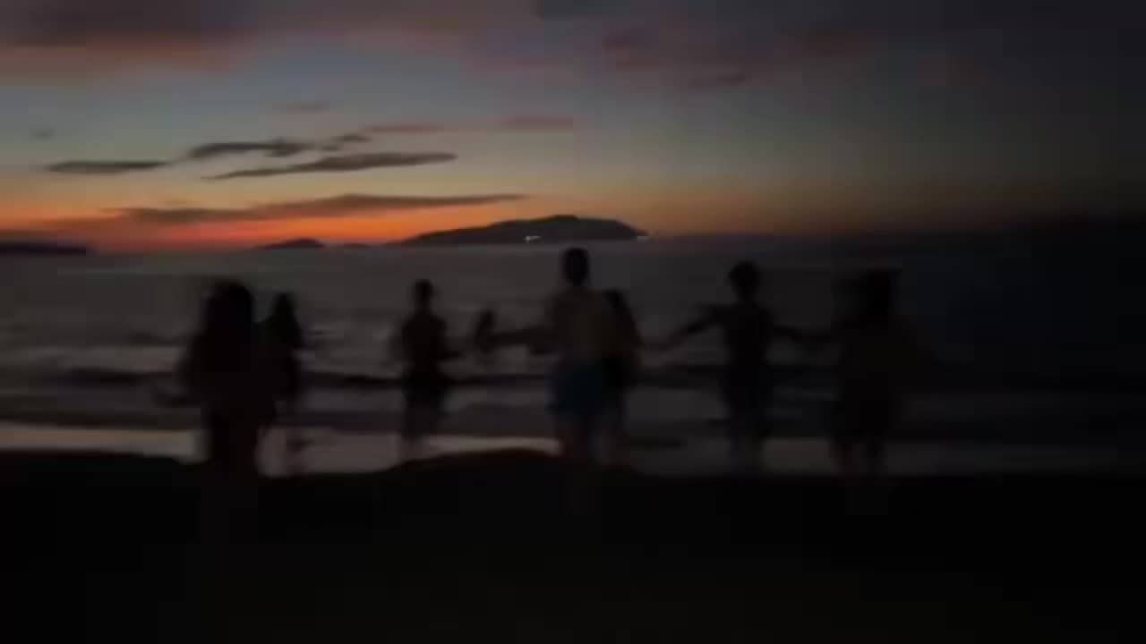 @♱