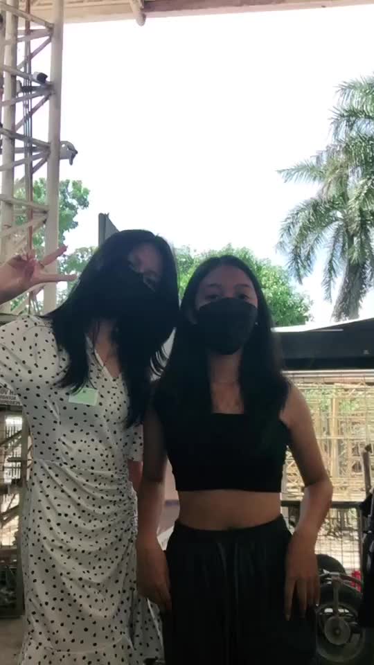 @...