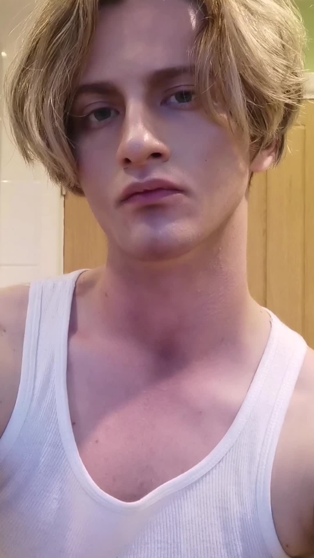 @ronnie