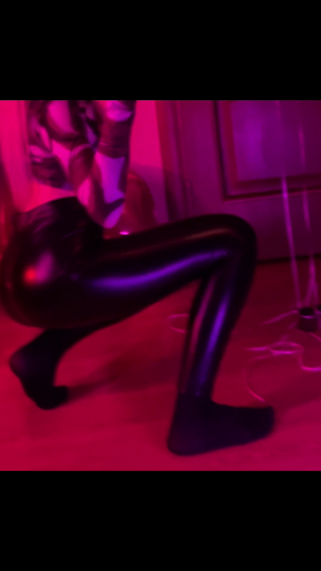 @leatherkinklady