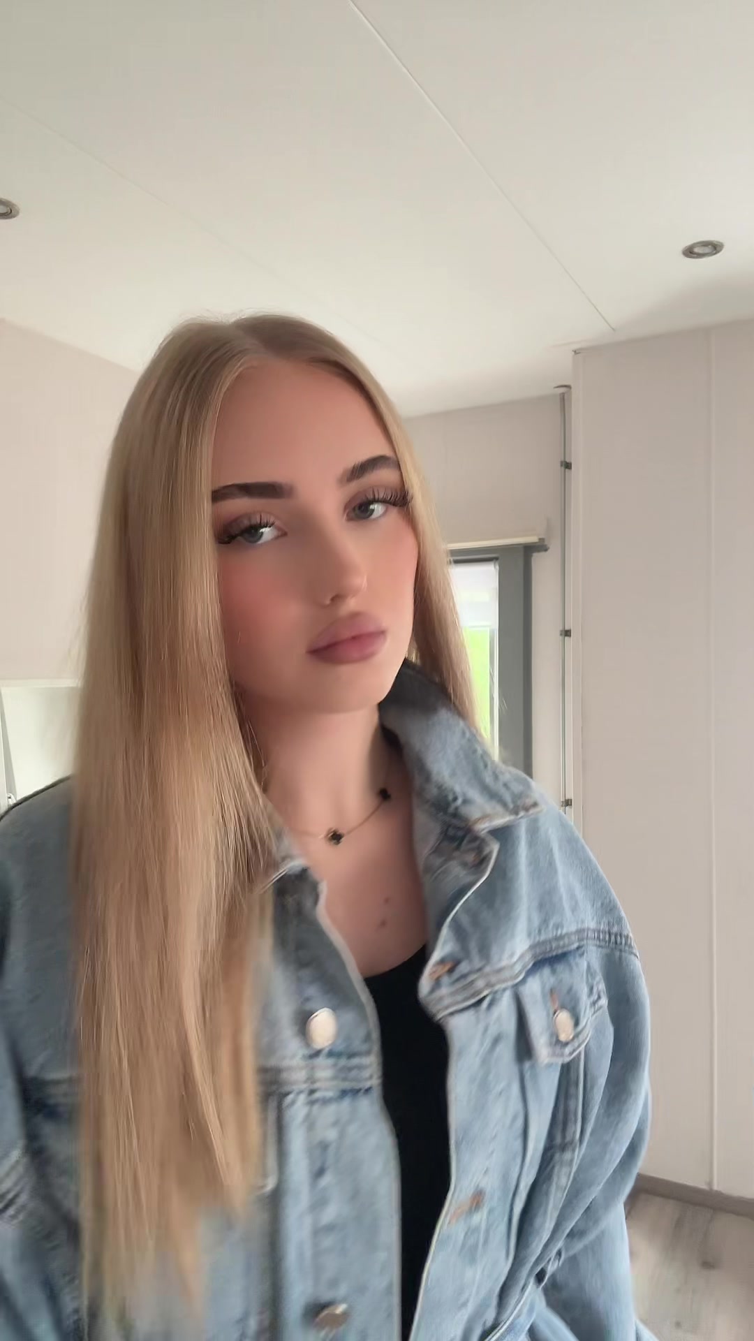 @oliwiaknd