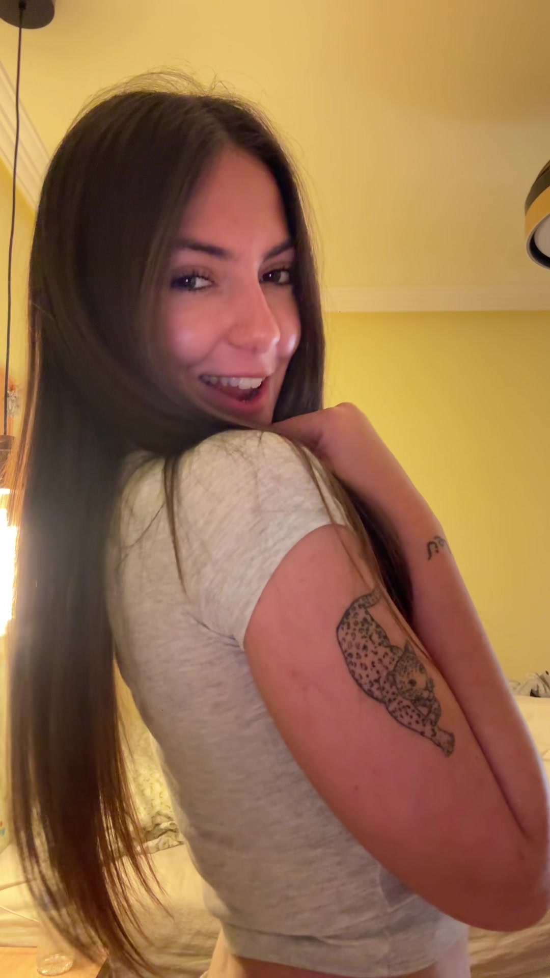@Valentina