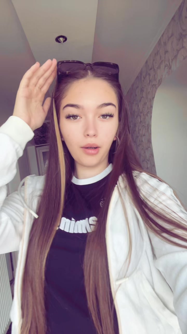 @Raluca💋