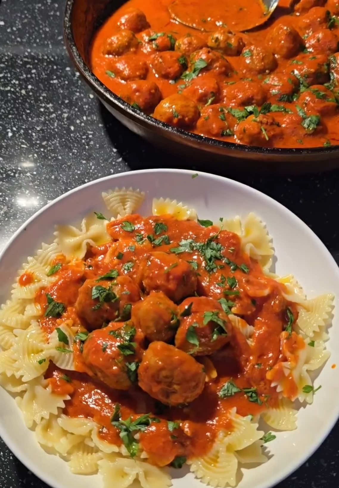 @Raiscookings
