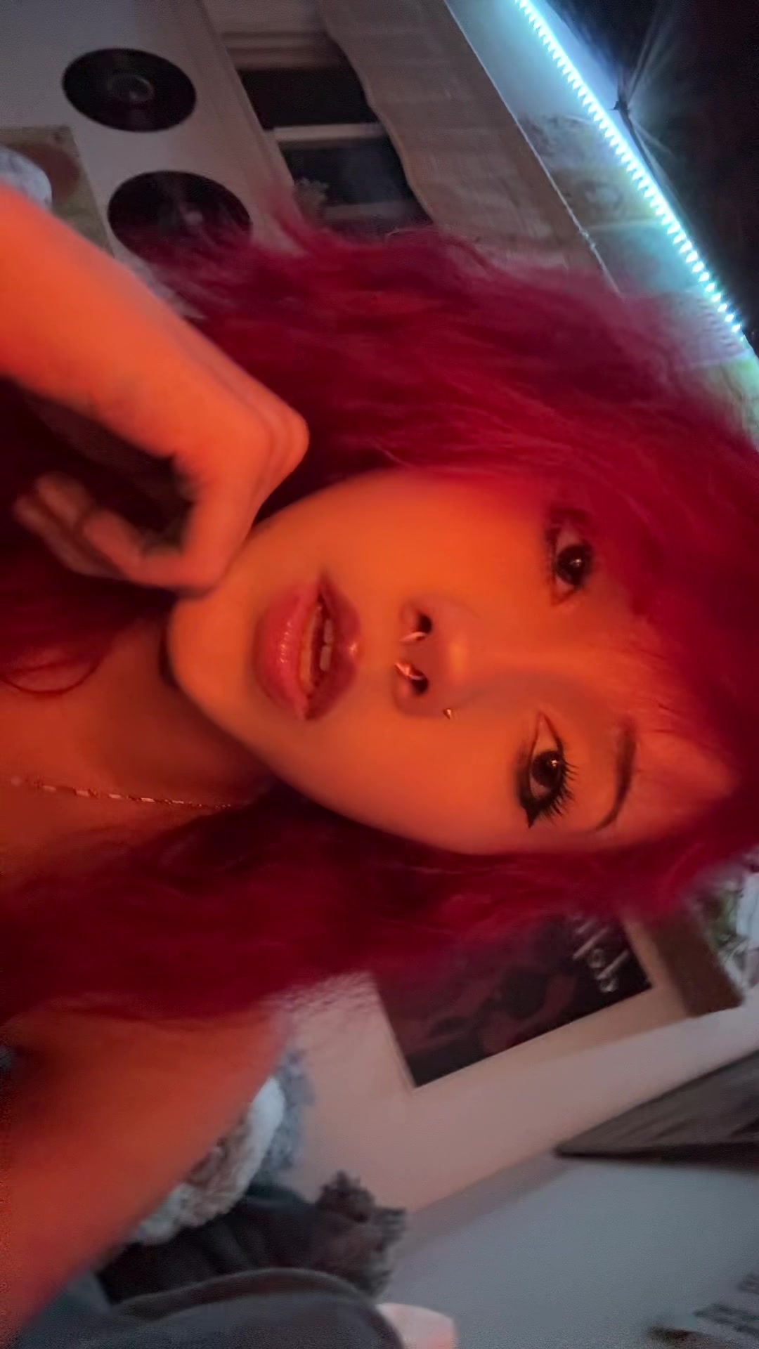 @🧛🏻♀️