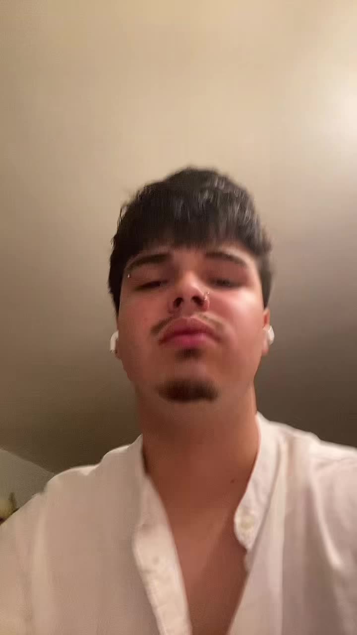 @🧐