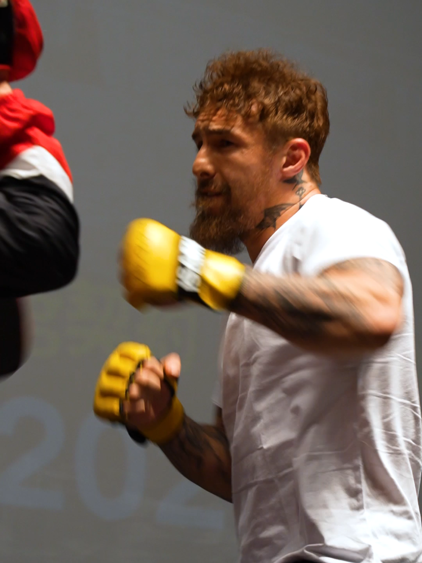 @KNOCK OUT（ノックアウト）公式