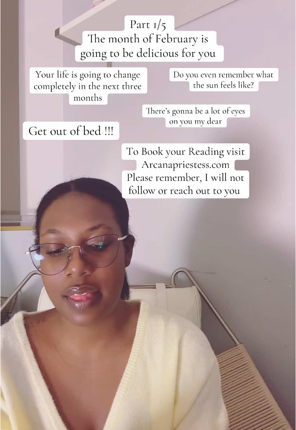 @Arcana Priestess Tarot Reader