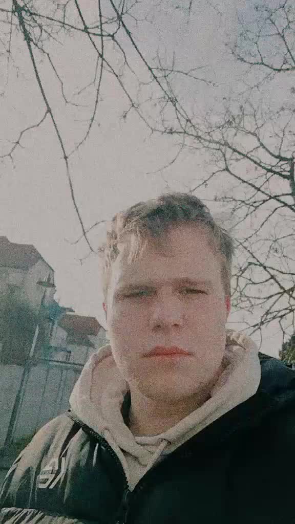 @leonquast