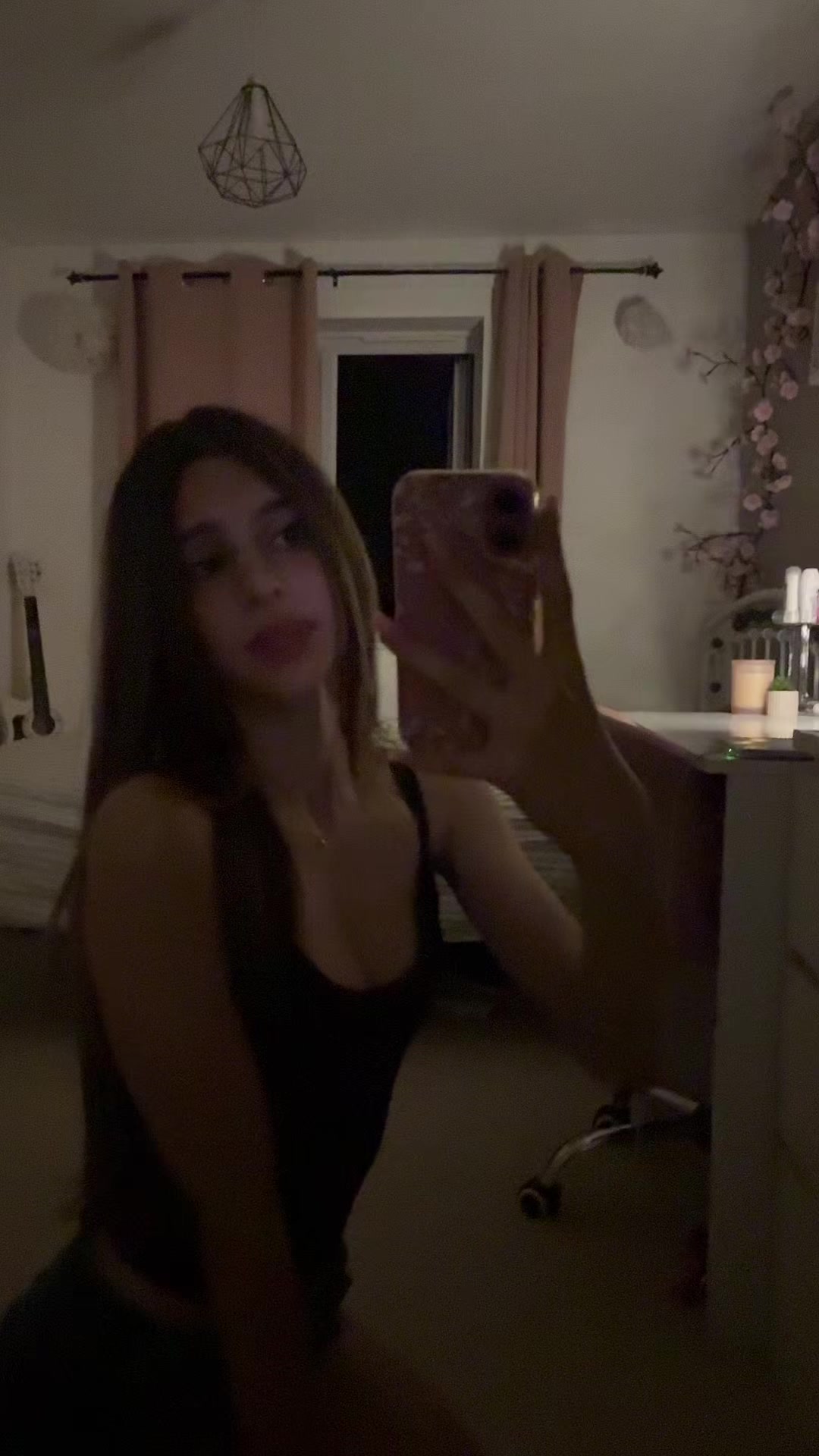 @🦇