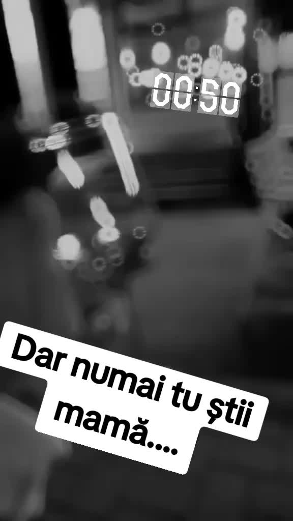 @♡Lavi🥀