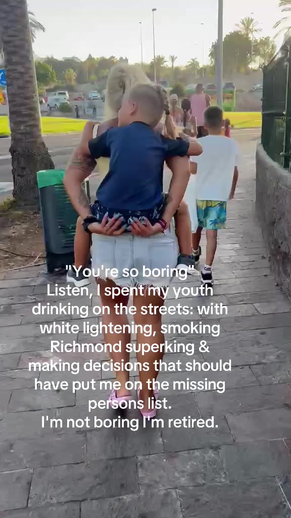 @MomFitness10